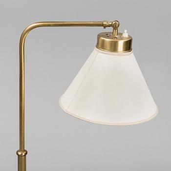 JOSEF FRANK, golvlampor, ett par, modell 1842, Firma Svenskt Tenn.