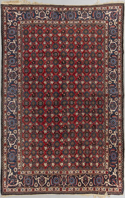 Matta, semiantik Veramin, ca 317 x 207 cm.