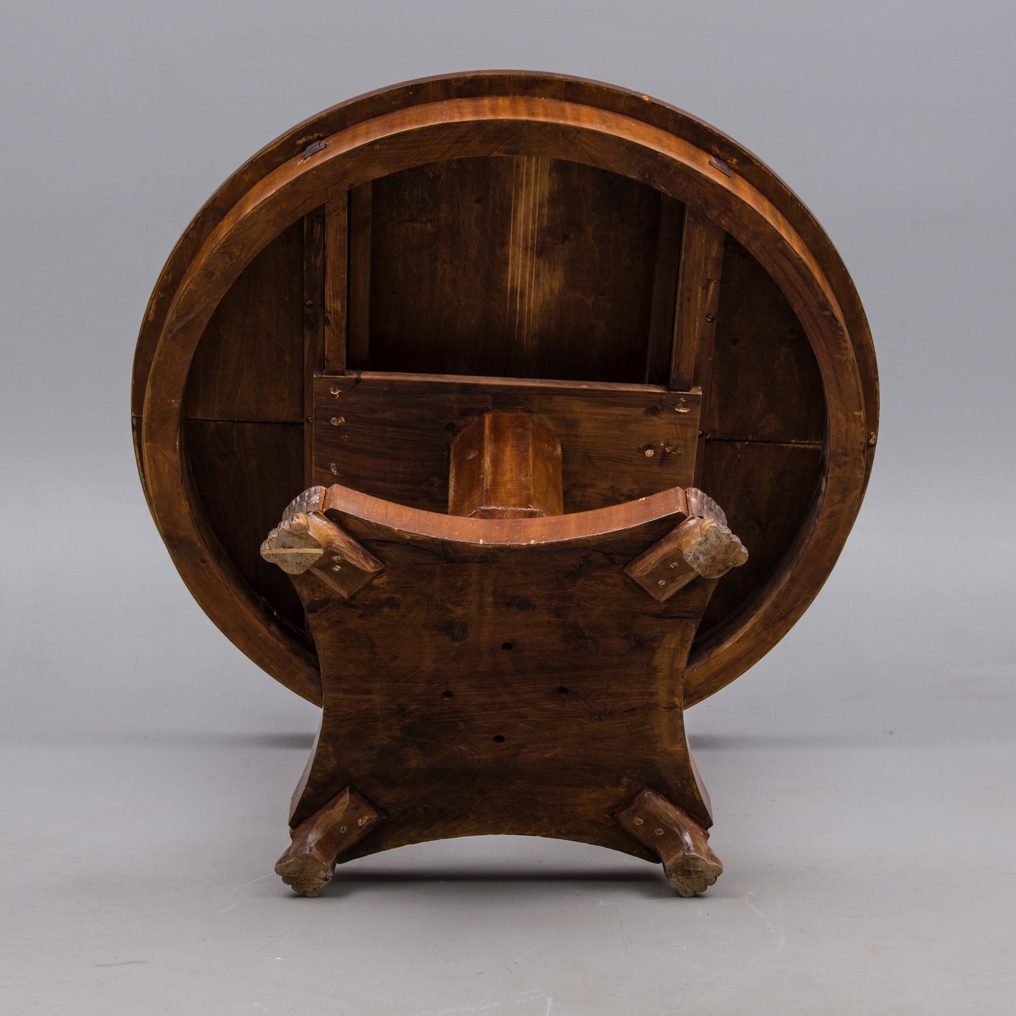 MATBORD, bierdermeierstil, 1920-tal.