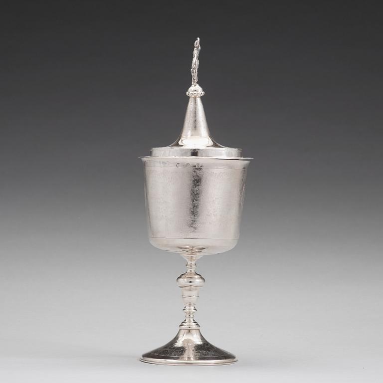 An English 17th century silver cup and cover, makers mark IM, London 1685.