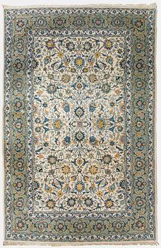 A Keshan carpet. Circa 350 x 230 cm.