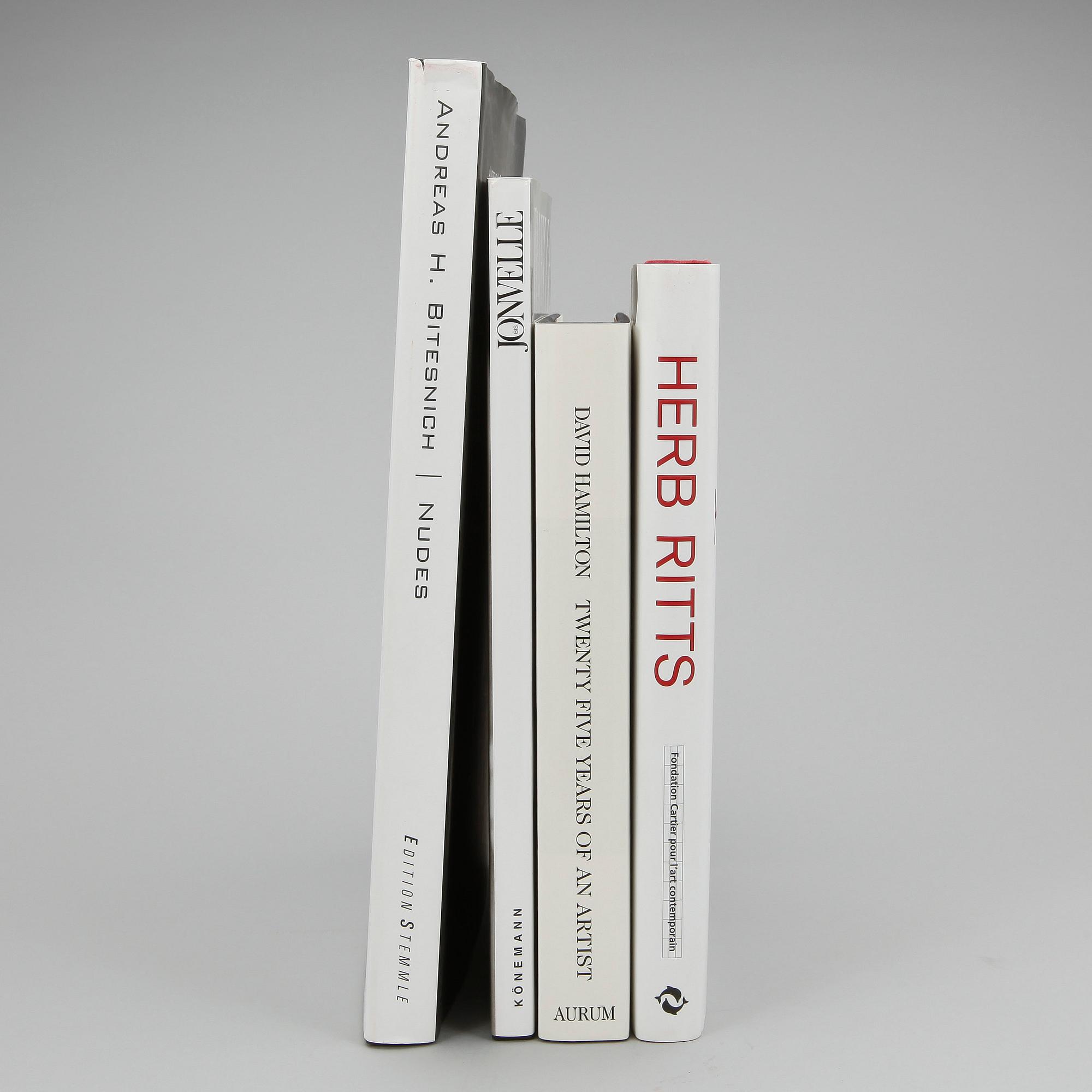 PARTI FOTOLITTERATUR, 4 st, bland annat "Herb Ritts", för Fondation Cartier pour L'Art Contemporain i Paris, 2000.