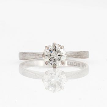A 0,75 ct diamond ring. Quality approximately H/SI.
