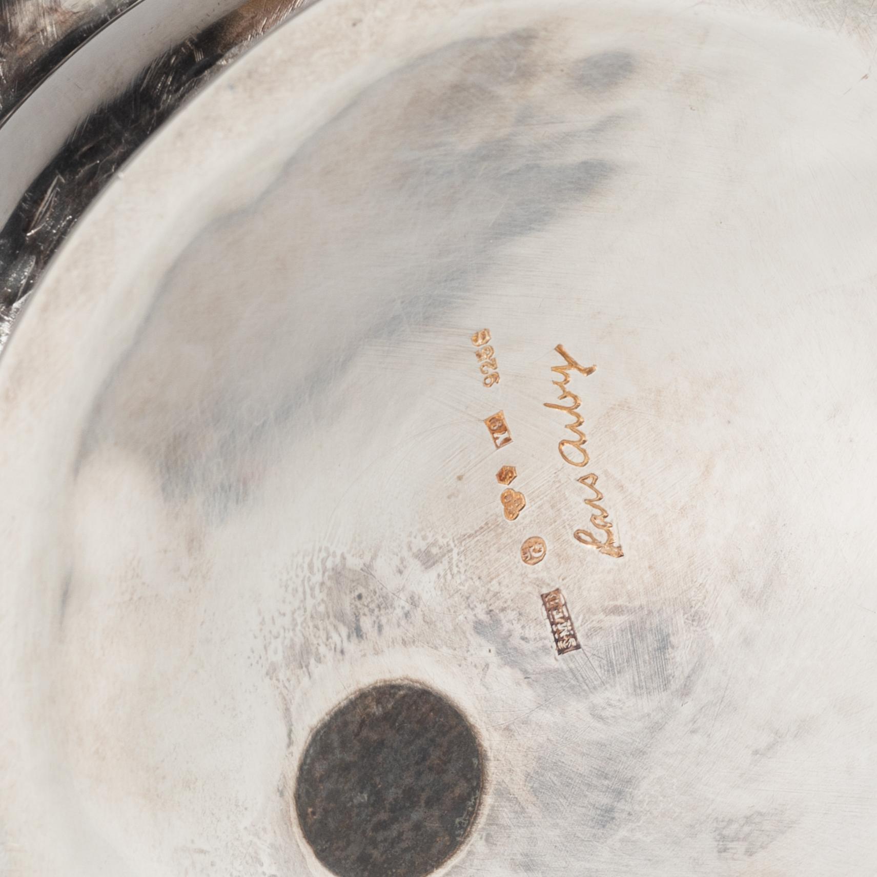 A sterling silver vase, mark of Lars Arby, Gothenburg, Sweden, 1973.