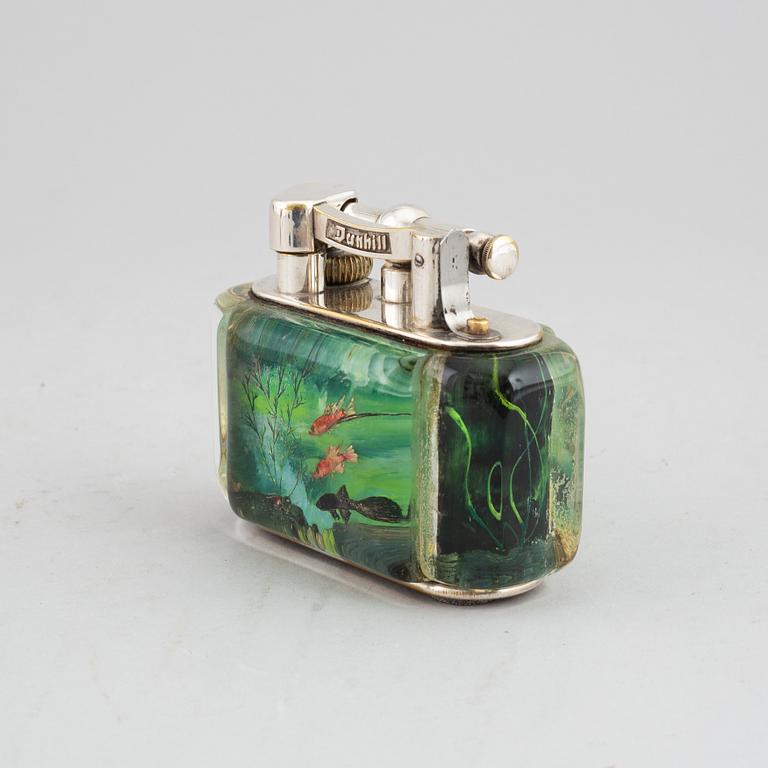 An 'Aquarium' table lighter from Dunhill, 1950's/60's.