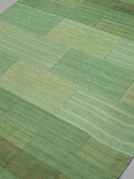 Marianne Richter, A carpet, "Muren grön", flat weave, ca 250,5-254,5 x 172-173 cm, signed AB MMF MR.