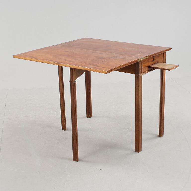 SPELBORD, sengustavianskt, 1700-talets slut.