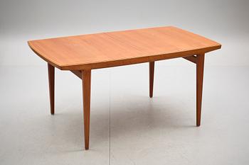 MATBORD MED STOLAR, 8 st, 1900-tal.