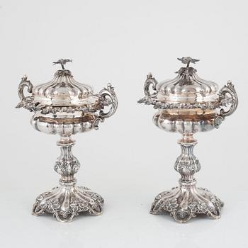 A pair of Swedish silver sugar bowls, mark of Gustaf Möllenborg, Stockholm 1857.