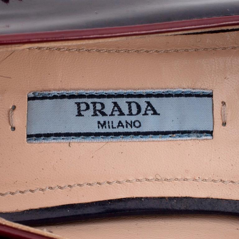 PRADA, a pair of two-toned leather loafers. Size 36.