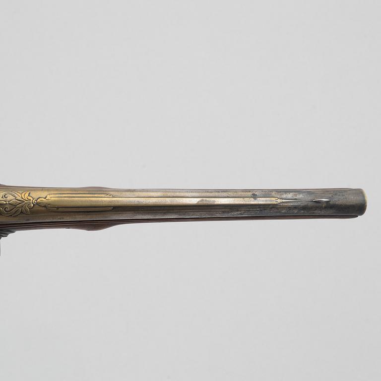 Flintlåspistoler, ett par, signerade Penterman, Utrecht 1700-talets början.