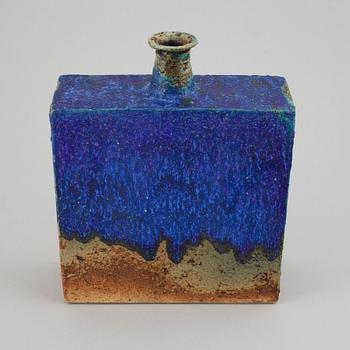 Annikki Hovisaari,a ceramic vase, for Arabia, signed.