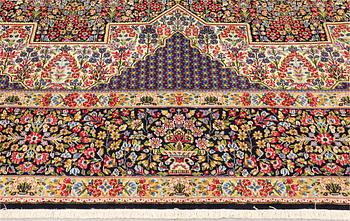 A Kerman Laver carpet, 'Millefleur', c. 392 x 300 cm.