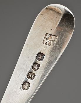 DOSOR, 4 st, silver, 1800/1800-tal. Totalvikt 129 g.