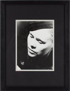 Åke Lange · ÅKE LANGE, fotografi, silvergelatin, "Aili Pekonen", signerad o daterad 33.