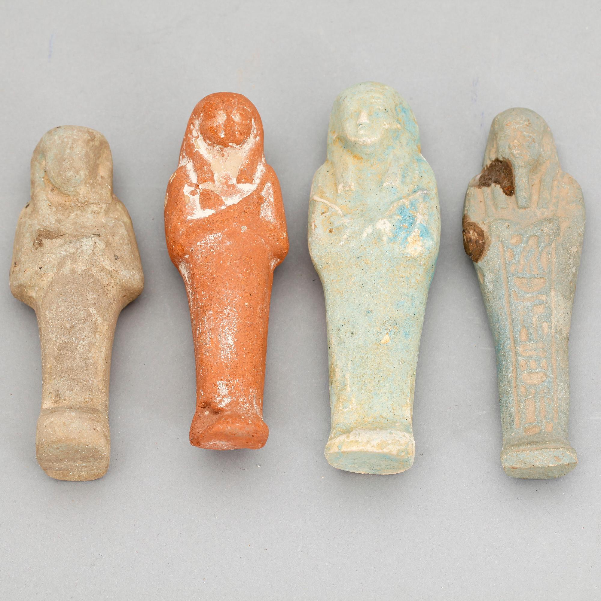 USHEBTI, 4 st, fajans resp lergods, Egypten, troligen mest forntida och Nya riket 1550-1070 f Kr.