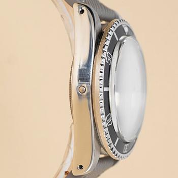 Rolex, Sea-Dweller, "Double Red", Mark III, ca 1973.