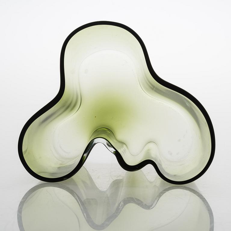 Alvar Aalto, 'Savoy' 50-year jubilee glass vase, signed A. Aalto 1936-1986 Iittala 470/8000.