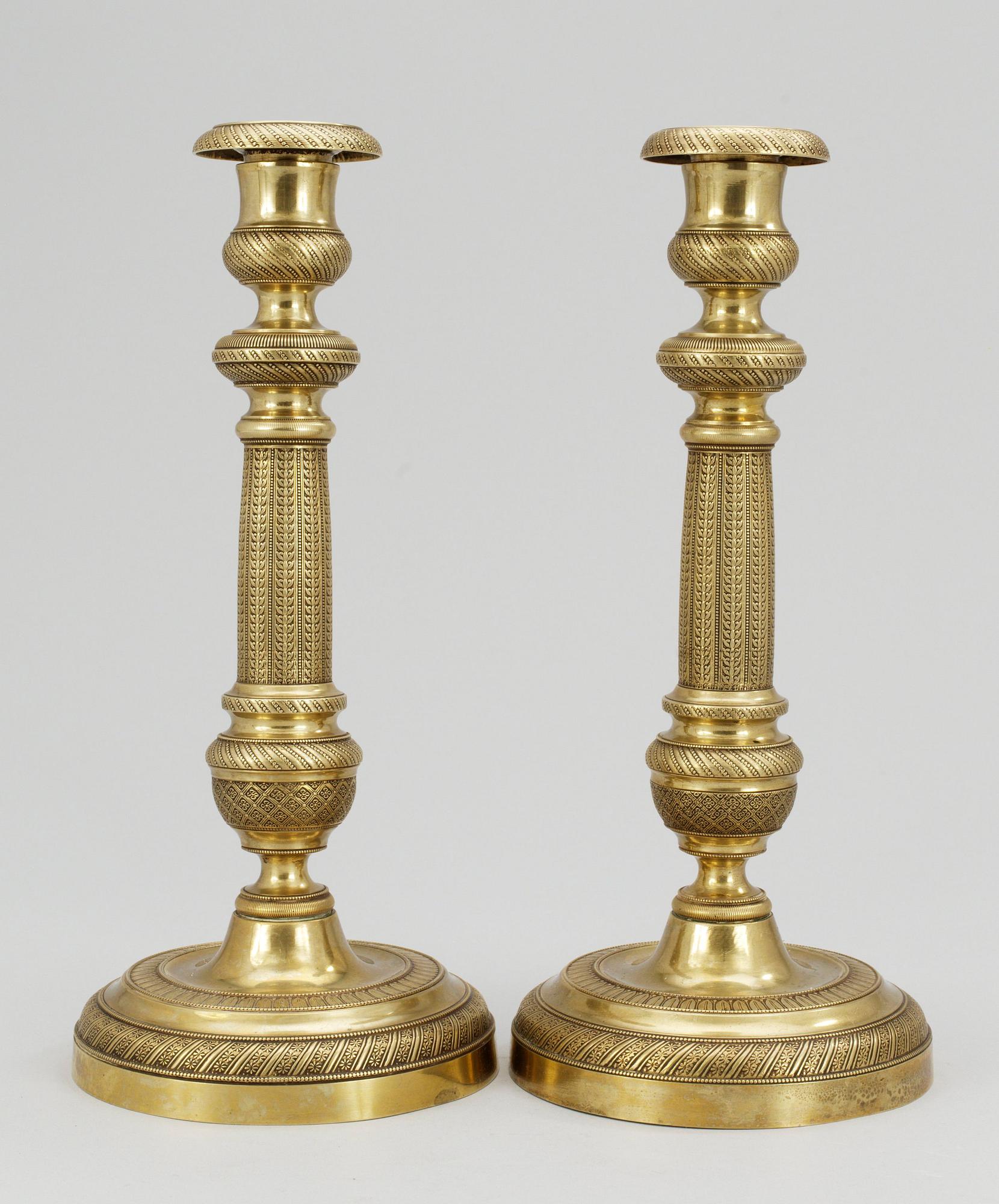 LJUSSTAKAR, ett par. Senempire.