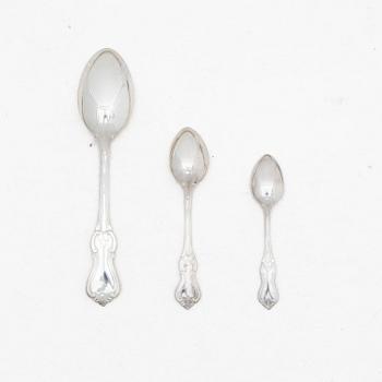 C.G. Hallberg, A set of Swedish silver spoons, model "Olga", Stockholm 1950s (36 pcs).