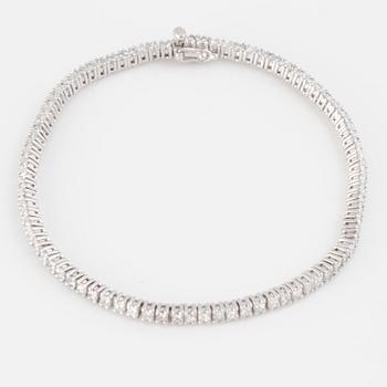 ARMBAND, sk tennisarmband, med prinsesslipade diamanter, ca 3.30 ct.