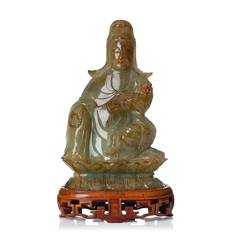 A nephrite sculpture of Guanyin, 20th Century.