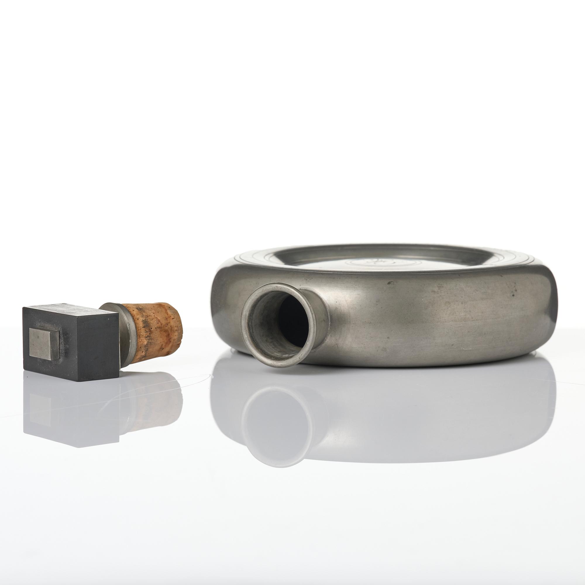 Sylvia Stave, Decanter, cigarette holder, and inkwell, C.G. Hallberg, Stockholm, 1930s.