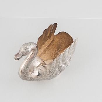 Bowl in the shape of a swan, silver, Iran, 20th Century.