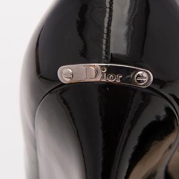 CHRISTIAN DIOR, SKOR. Storlek 39.