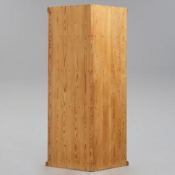 Axel Einar Hjorth, a stained pine "Sandhamn" corner cabinet, Nordiska Kompaniet, Sweden, 1931.