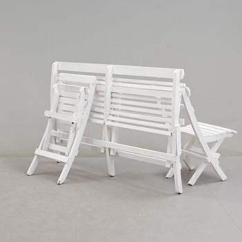 TRÄDGÅRDSMÖBLER, 3 st, 1900-talets första hälft.