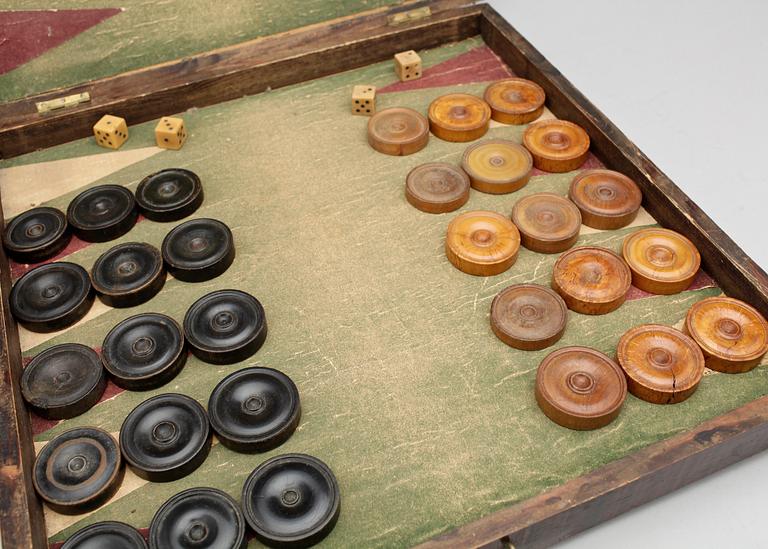 SCHACK- och BACKGAMMONSPEL, trä, troligen Tyskland, tidigt 1900-tal.