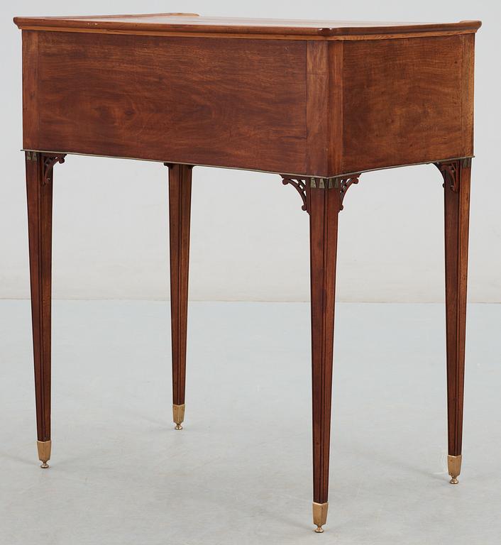 A late Gustavian late 18th century table by A. Lundelius.