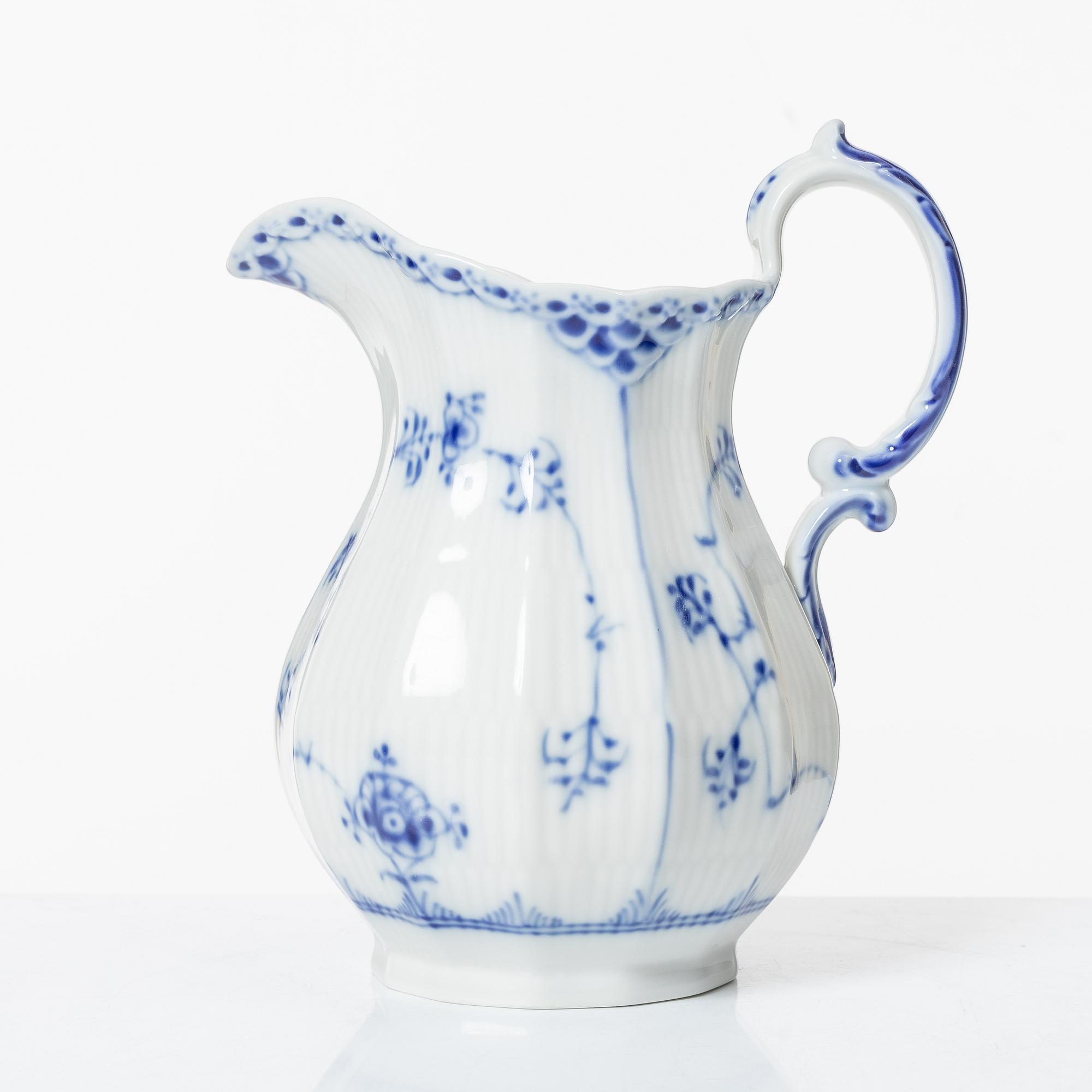 Royal Copenhagen, seven service pieces, 'Blue Fluted', Denmark.