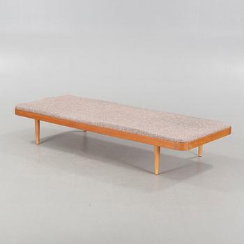 A 1950/60s daybed.