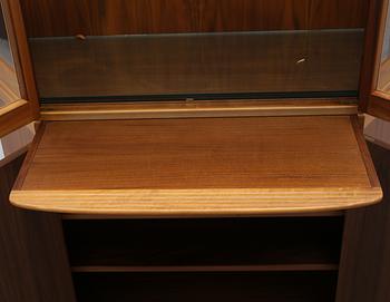 VITRINSKÅP, "Undantaget", Carl Malmsten, 1900-talets andra hälft.