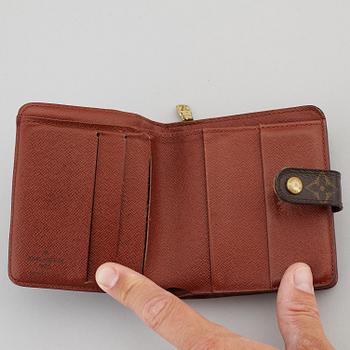 LOUIS VUITTON, a monogram canvas wallet.