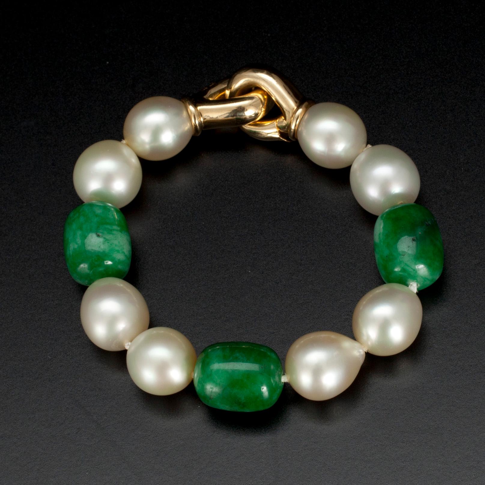 ARMBAND, pärlor, kvarts, 18K guldlås. Italien, Milano, 1900/2000.