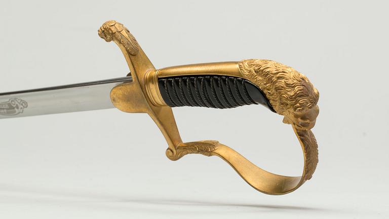 SABEL med stålbalja.