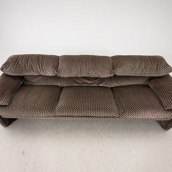Vico Magistretti, a 'Maralunga' sofa from Cassina, Italy, late 20th Century.