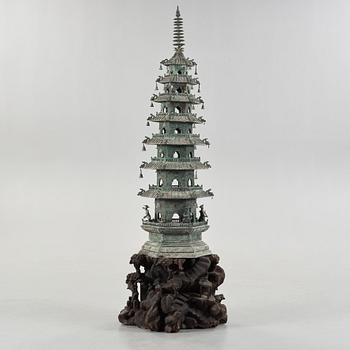 PAGOD, brons. Qingdynasty (1644-1912).