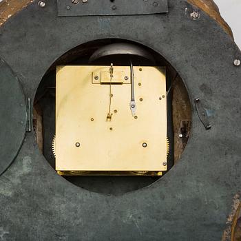 A late gustavian wall clock, signed Beurling, Stockholm. Late 18th / early 19th century.