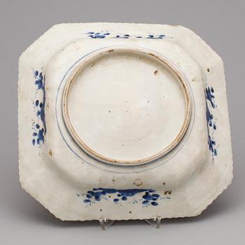 FAT, ett par snarlika, imari, Japan, 1800-talets slut.