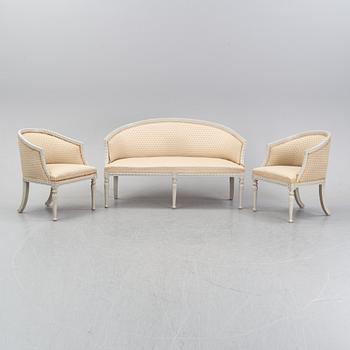 Salongsmöbel, två fåtöljer samt soffa, gustaviansk stil, 1900-talets början.