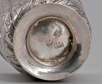 BÄGARE, silver. Troligen Gawrila Grigoriew Serebrenikow, Moskva 1752-1760.