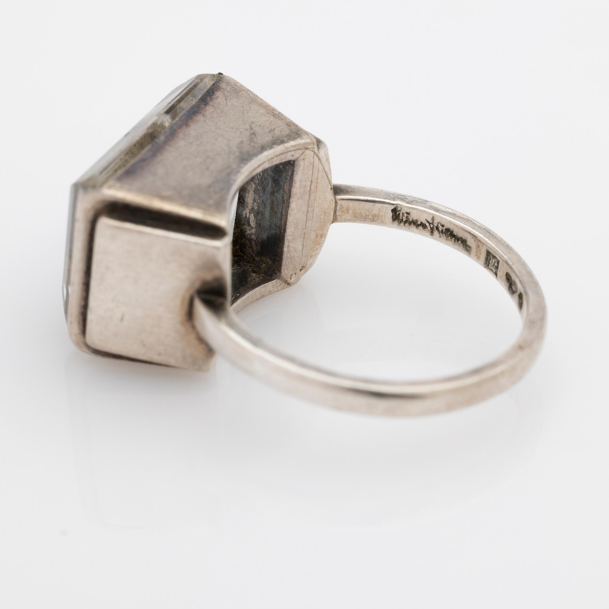 Wiwen Nilsson, Ring, silver with faceted rock crystal, Lund 1947.