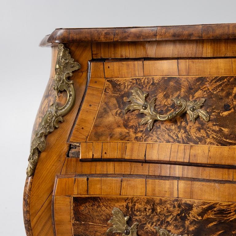 Bureau, attributed to Jacob Sjölin (master in Köping and Kungsör 1767-1785), Rococo.