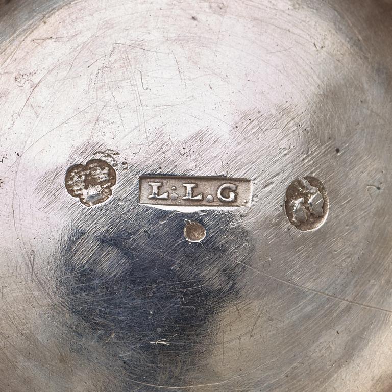 A pair of Swedish early 19th century silver bowls, marks of Lars Löfgren, Hudiksvall (1797-1853).