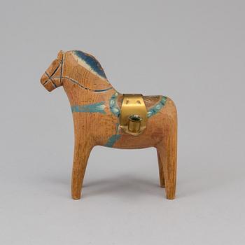 A 20th century folklore wooden horse from the region of Dalarna.