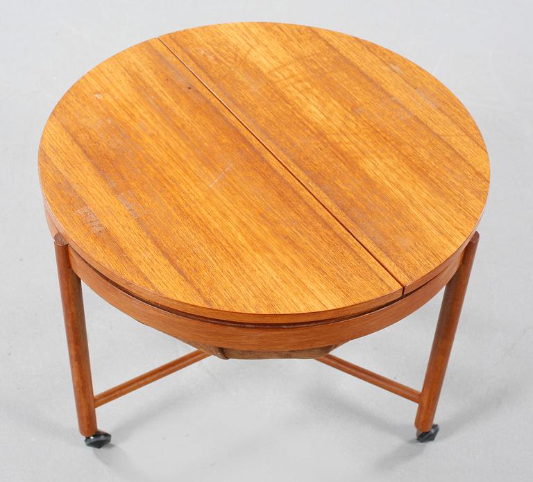 ADOLF RELLING, sybord, "Syklus", Rastad & Relling Tegnekontor, Rasmus Solberg Møbelverksted, Norge, formgiven 1962.